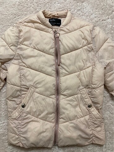Bershka Pudra pembesi mont