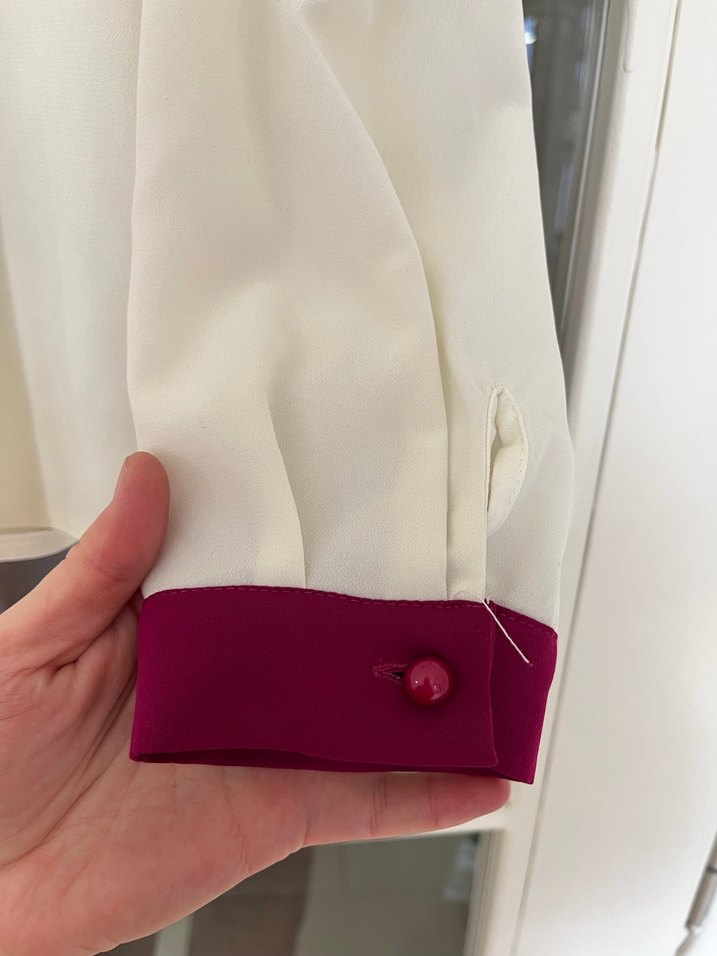 Bordo Yakalı Beyaz Kadın Gömlek - Görsel 4