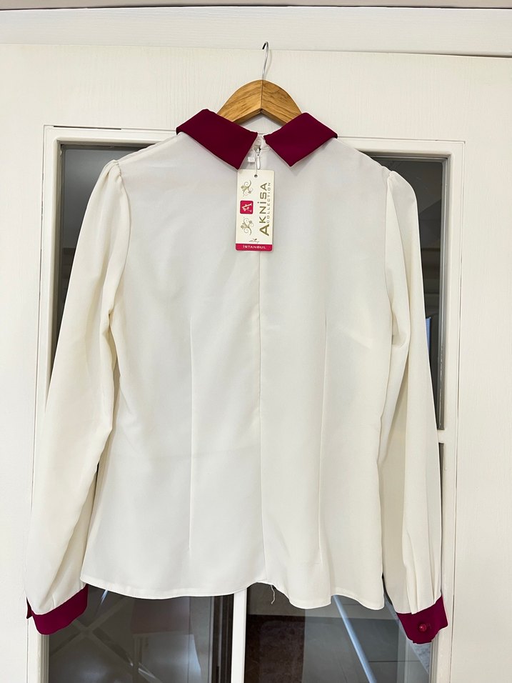 Bordo Yakalı Beyaz Kadın Gömlek - Görsel 5