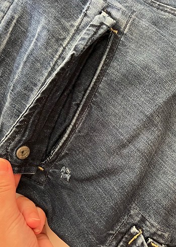 Erkek Lacivert Bol Kesim Kemerli Denim Şort - Görsel 5