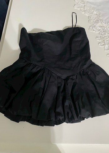 Siyah Fırfırlı Mini üst