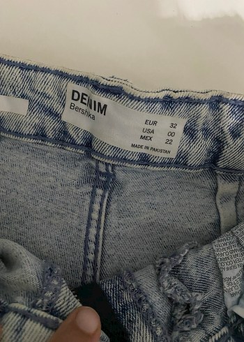32 Beden mavi Renk Kadın Gri Batik Desenli Kemerli Mini Denim Şort