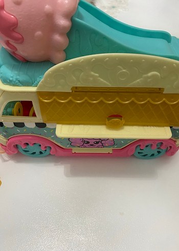 Pastel Pembe Oyuncak Araba ve Figür Seti - Görsel 4