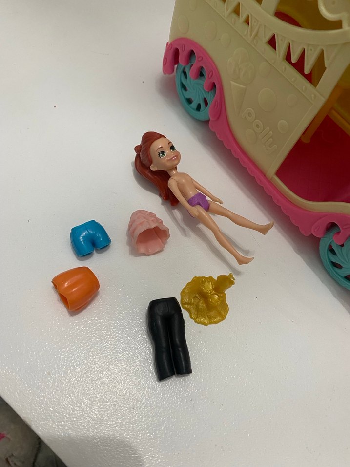 Pastel Pembe Oyuncak Araba ve Figür Seti - Görsel 2