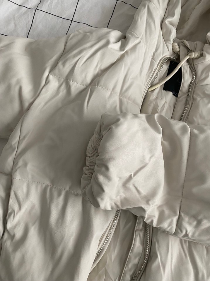 Kadın Beyaz Keten Kapüşonlu Ceket - Görsel 3