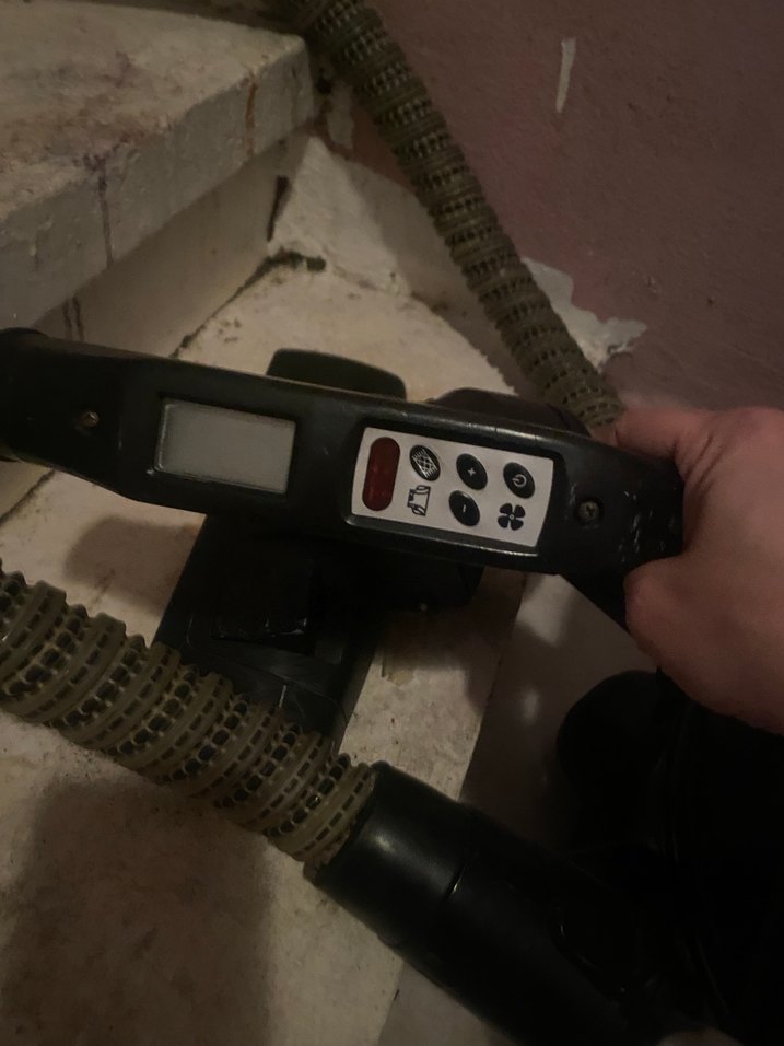 Siyah Klasik Elektrikli Süpürge - Görsel 4