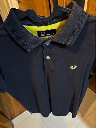 Fred Perry tshirt