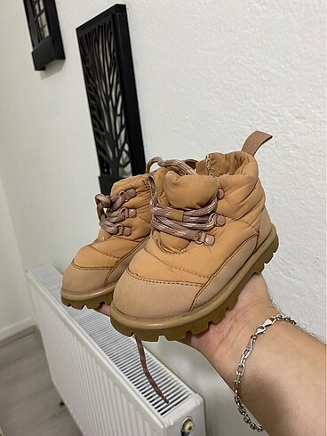 Zara bot