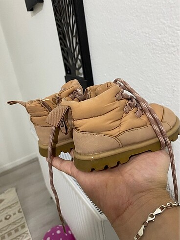 21 Beden camel Renk Zara bot