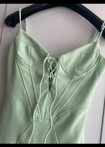 Yeşil İnce Askılı Mini Elbise - Görsel 3