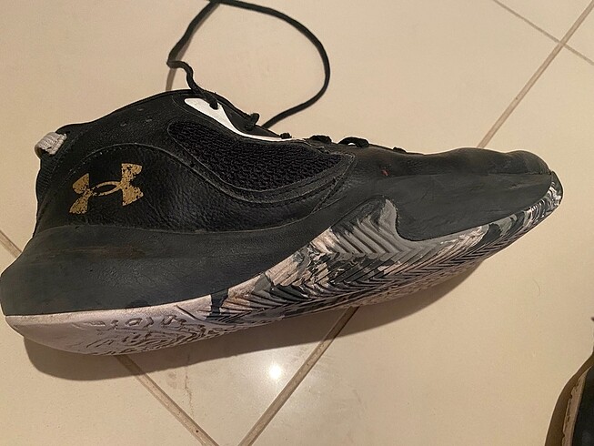 45 Beden Orijinal Under Armour 44,5 no deri basketbol ayakkabısı
