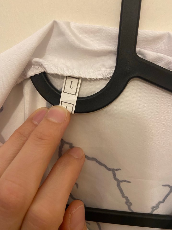 Beyaz Parlak Uzun Kollu Fermuarlı Ceket - Görsel 3