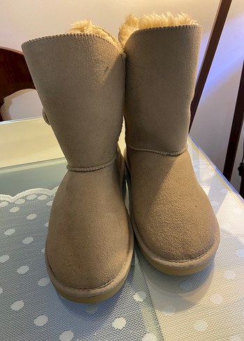 Ugg 38