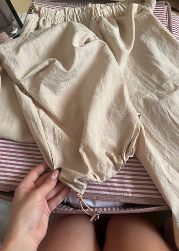 Kadın Bej Keten Pilili Rahat Pantolon - Görsel 2