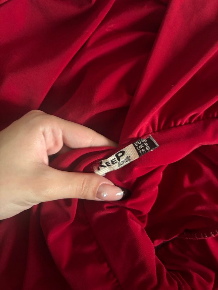 Kırmızı V Yaka şortlu Kollu Mini Elbise - Görsel 2