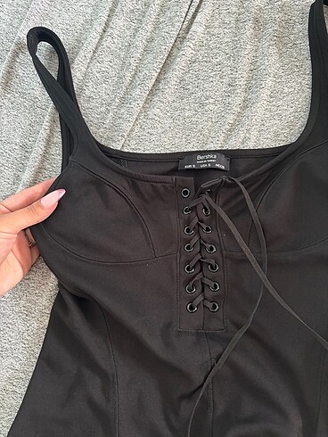 Mini elbise bershka