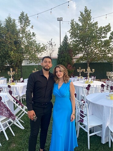 Mango mavi yırtmaçlı elbise