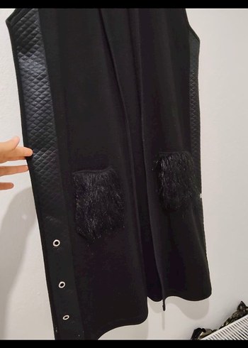 Siyah Yılan Desenli Süet Kolsuz Uzun Yelek - Görsel 2