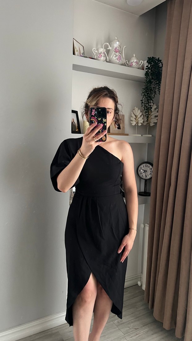 Tek Omuz Siyah Midi Elbise - Görsel 2