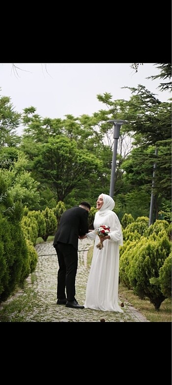 Diğer nikah elbisesi
