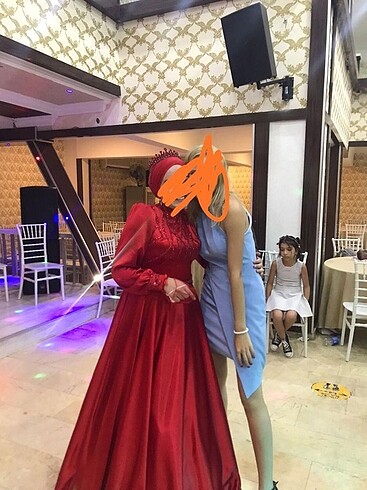 kına elbisesi kırmızı taşlı