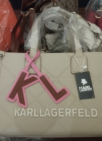 Karl Lagerfeld Asill Bej