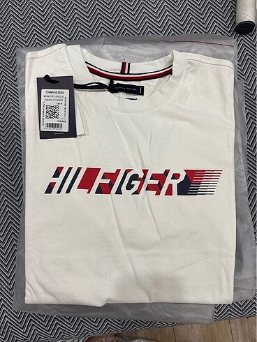 Tommy Hilfiger Erkek Beyaz T-shirt