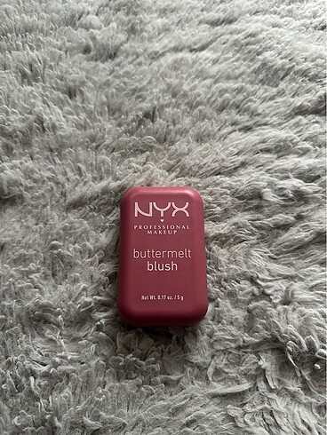 Nyx buttermelt blush 07