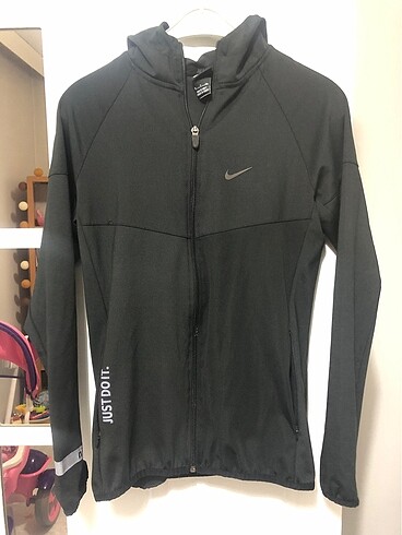 Nike hırka