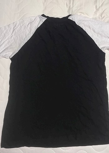 Pull and Bear Pull and bear kiss baskılı tişört