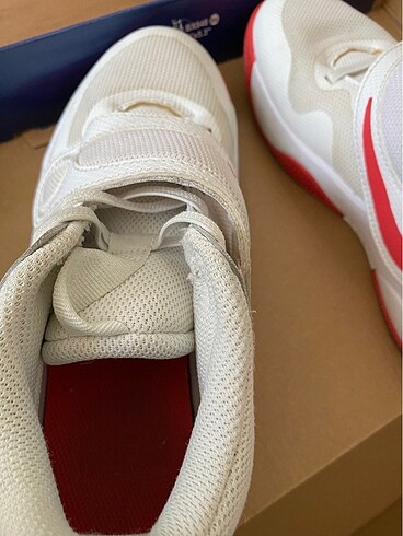 37 Beden NIKE SPOR AYAKKABI
