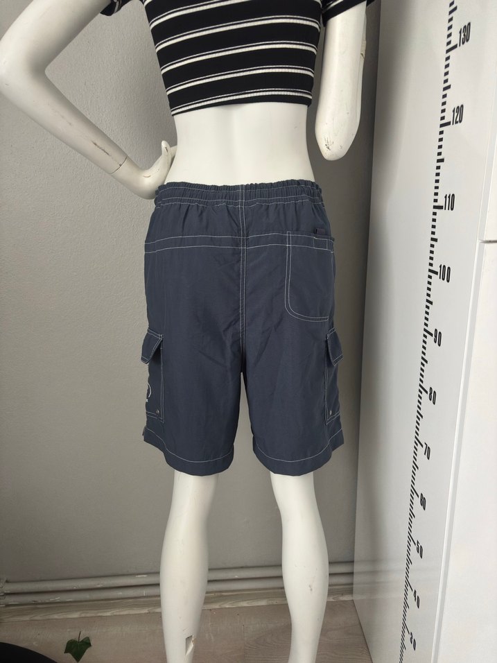 Orjinal disneyland erkek şort - Görsel 2