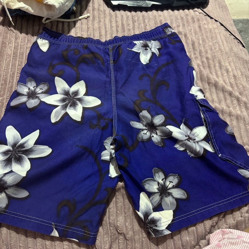 Orjinal çiçek desenli erkek deniz şortu - Görsel 5