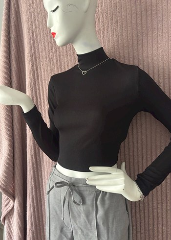 s Beden Orjinal bershka sırt dekolteli bluz