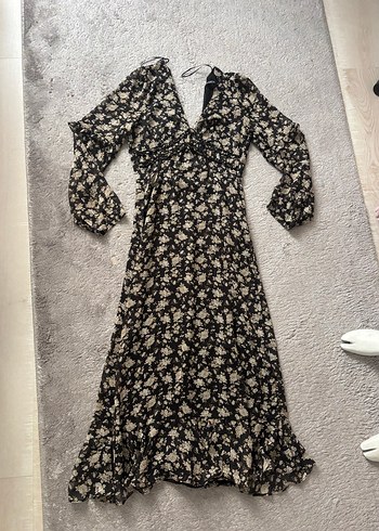xs Beden Zara çiçek desenli elbise