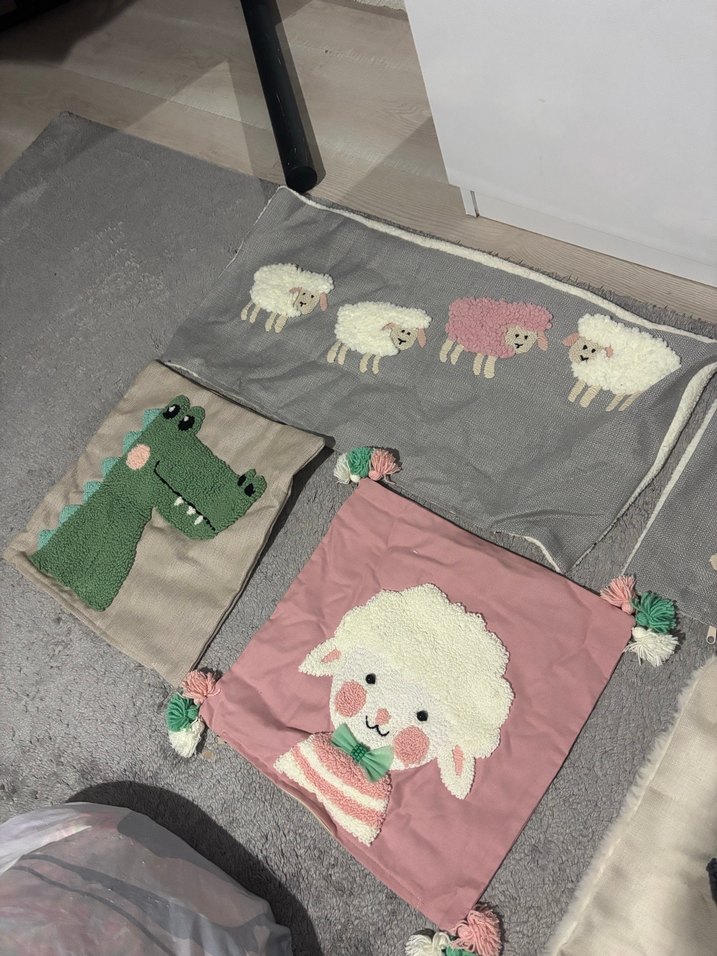 Figürlü yastık kılıfları âdet fiyatı 150 - Görsel 3