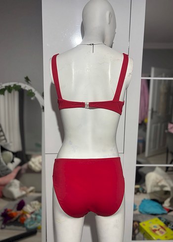 Kırmızı bikini takımı - Görsel 2