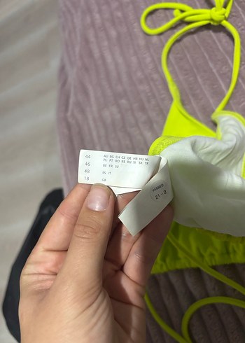 Fosforlu Sarı Mini İpli Bikini Üstü - Görsel 5