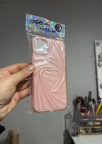 Parlak Pembe Kalp Desenli İphone 14/15Plus Kılıf - Görsel 3