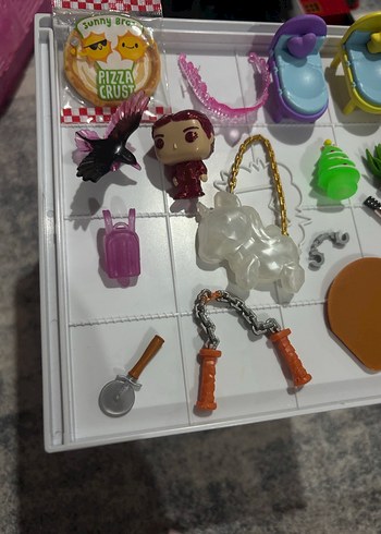 Çeşitli Küçük Oyuncak Aksesuarları - Görsel 2