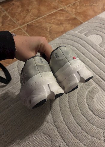 On Running Cloudmonster Spor Ayakkabı - Görsel 3