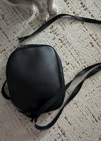 Siyah Deri Kayışlı Punk Çanta - Görsel 4