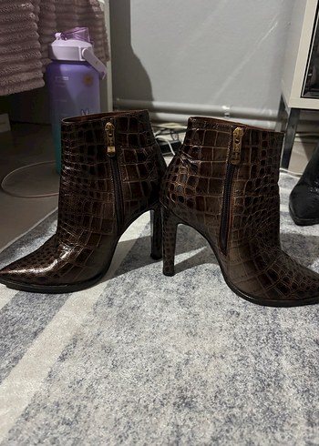 Parlak Timsah Desenli Sivri Burun Topuklu - Görsel 5