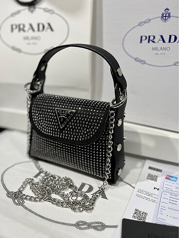 PRADA TAŞLI