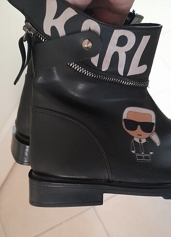Karl Lagerfeld Karl Lagerfeld bot 39 no