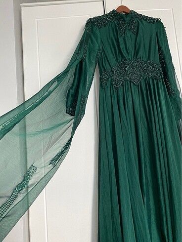 Zara Abiye / Zümrüt yeşili uzun tesettür abiye /satılık/kiralık