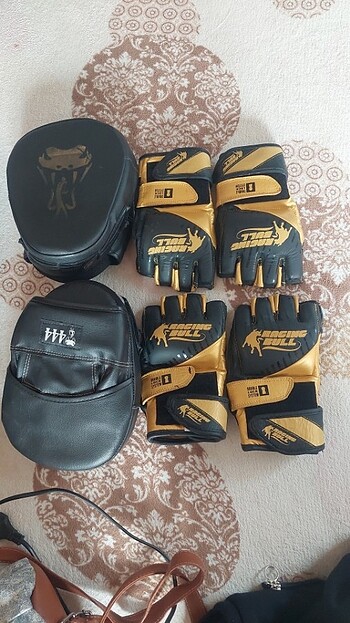 Antrenman eldiveni ve boks lapasi 