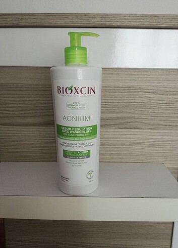 Diğer Bioxcin acnium yüz yıkama jeli 