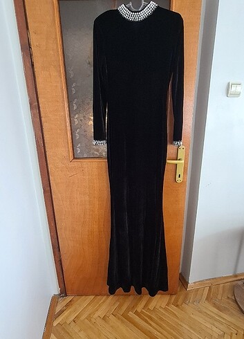 Uzun kadife elbise