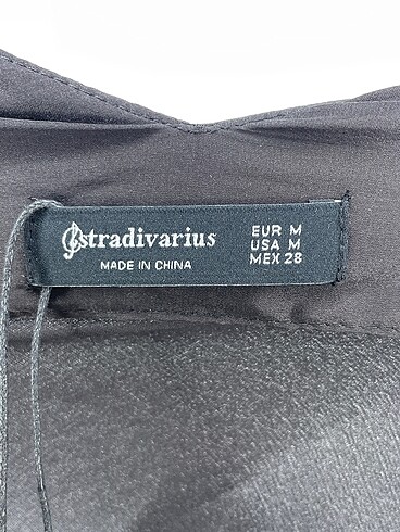 Stradivarius Kısa Elbise %70 İndirimli. - Görsel 4